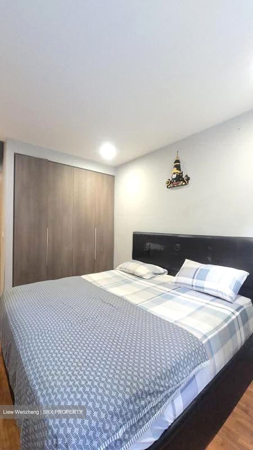 Esparina Residences (D19), Condominium #624429901